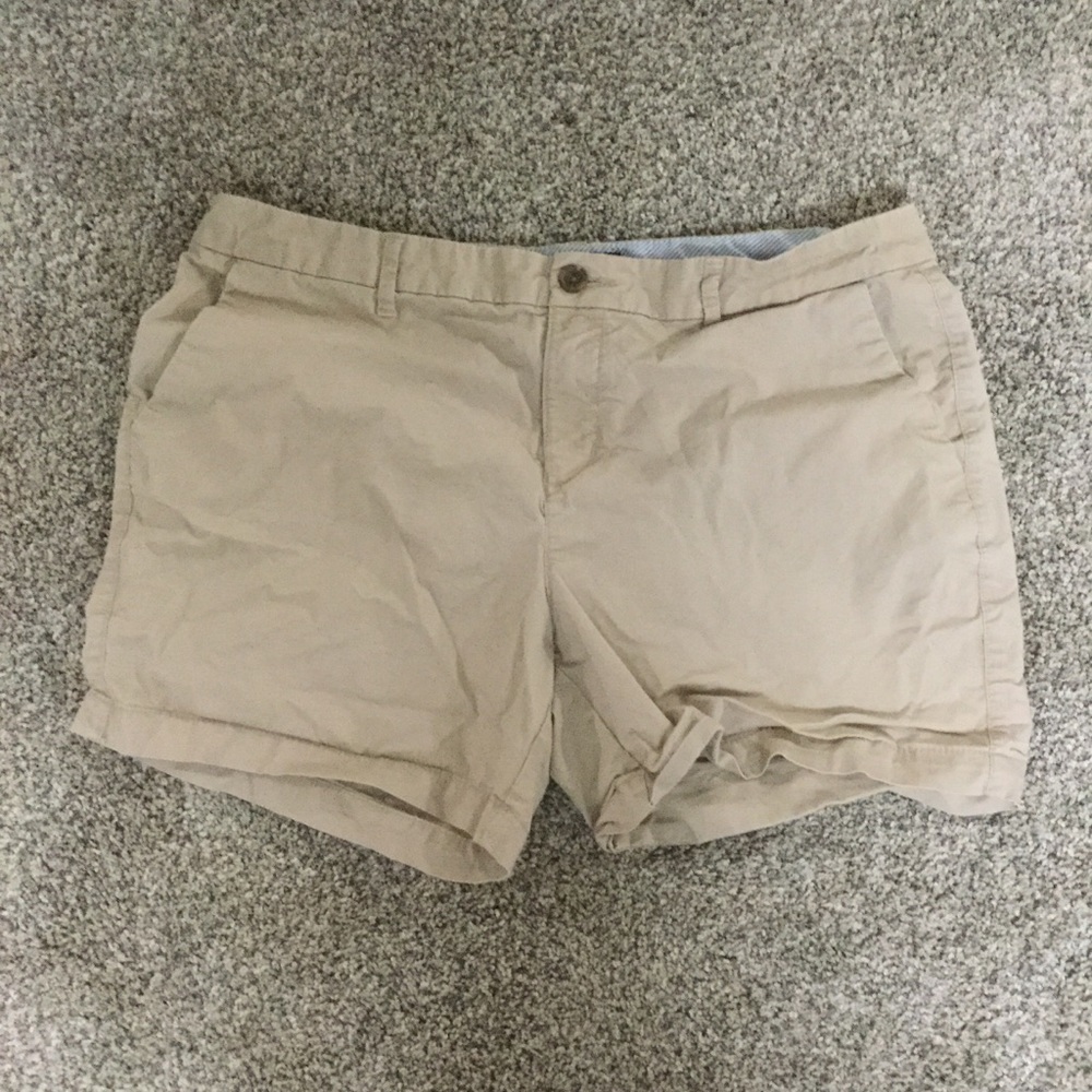 EUC Old Navy Everyday Short Size 12